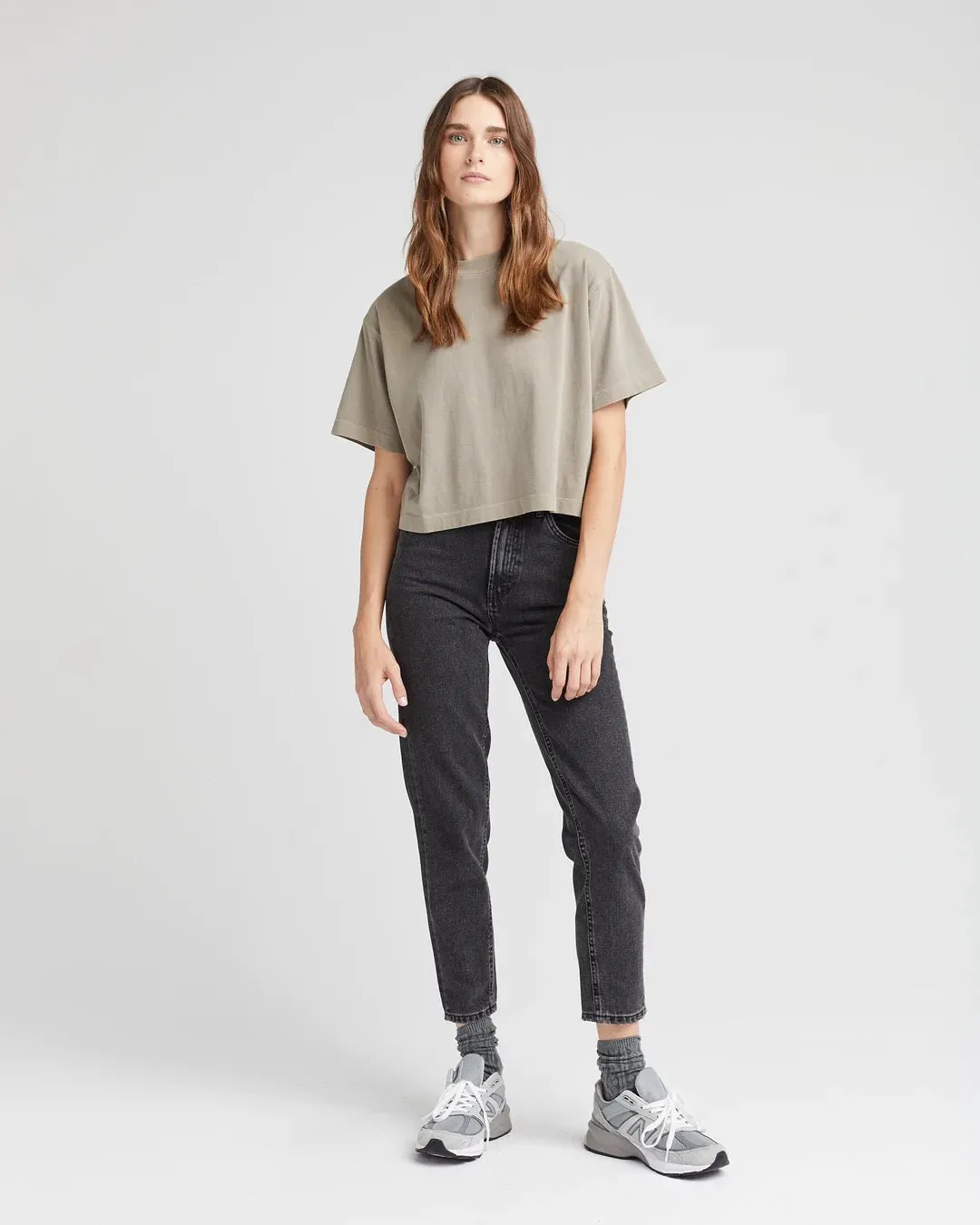 RELAXED SHORT SLEEVE CROP TEE WARM GREY